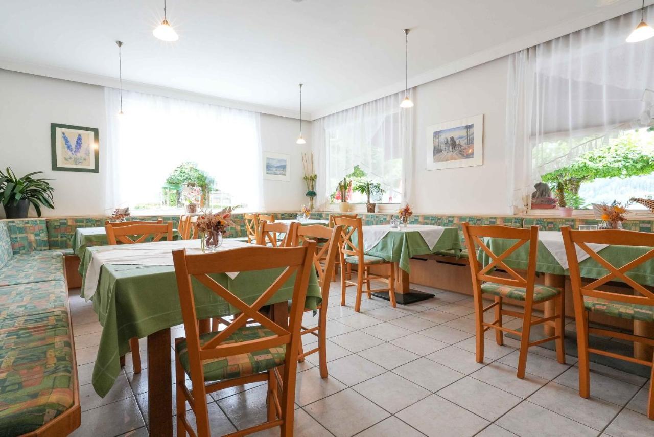 Strandhotel Pichler Seeboden Exterior photo