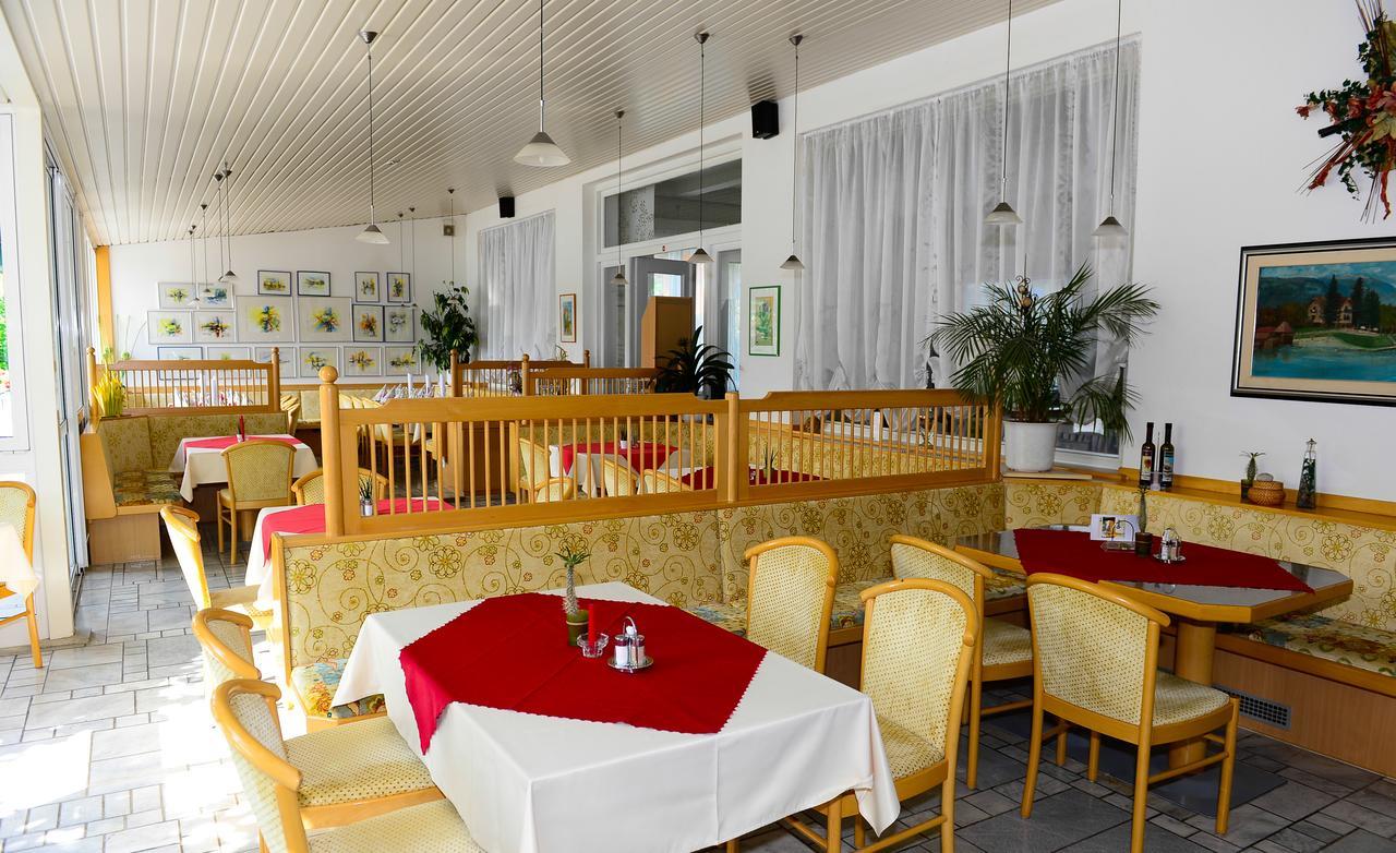 Strandhotel Pichler Seeboden Exterior photo