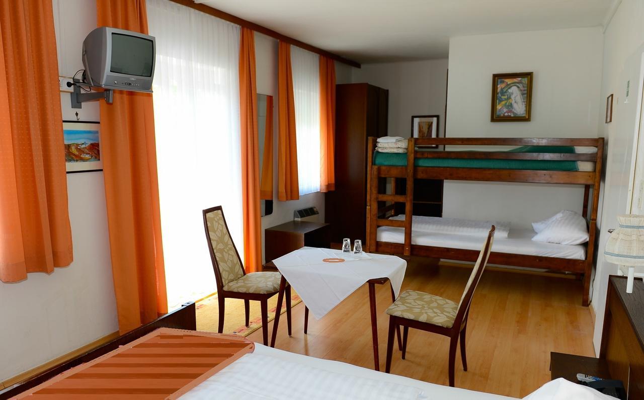 Strandhotel Pichler Seeboden Exterior photo
